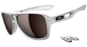 OAKLEY
